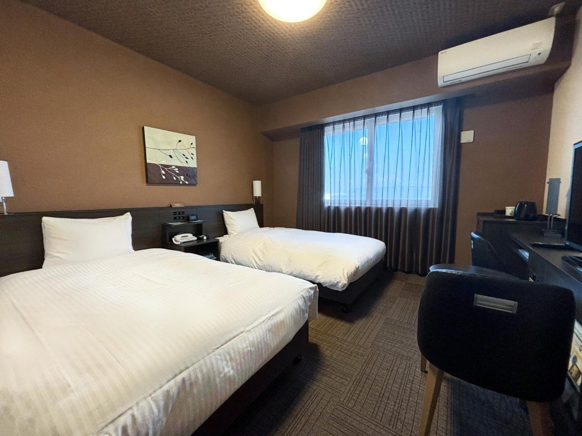 Hotel Route Inn Osaka Izumi -Kishiwada Izumi Inter- Экстерьер фото